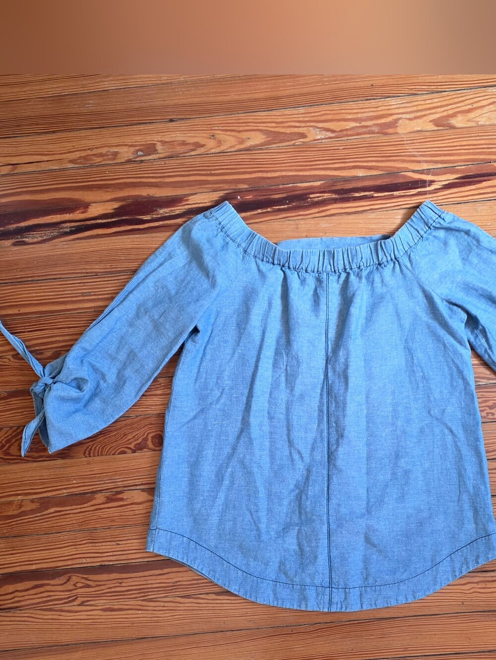 FREE PEOPLE Light Blue Chambray Elastic Off Shoulder Top, xs